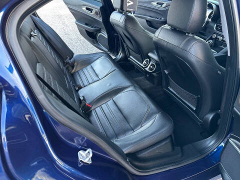 2017 Alfa Romeo Giulia Ti