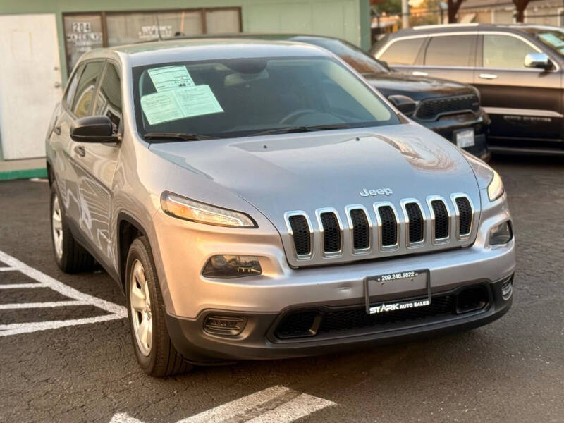 2017 Jeep Cherokee Sport