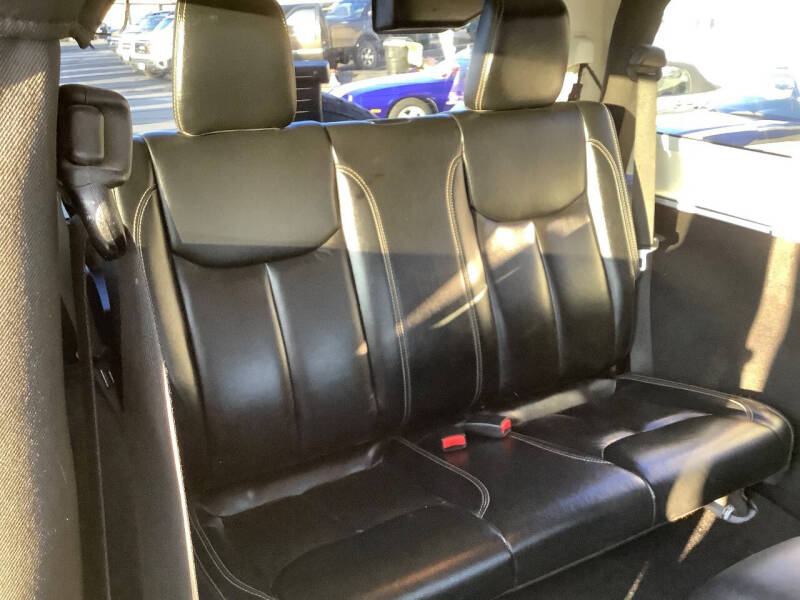 2013 Jeep Wrangler Sahara