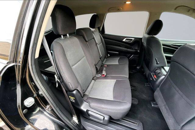 2019 Nissan Pathfinder S