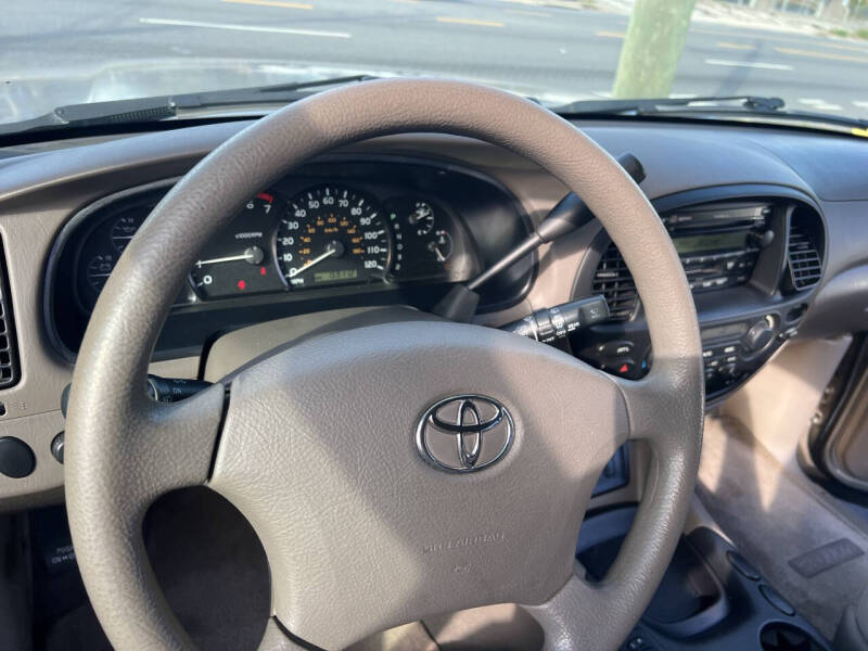 2007 Toyota Sequoia SR5