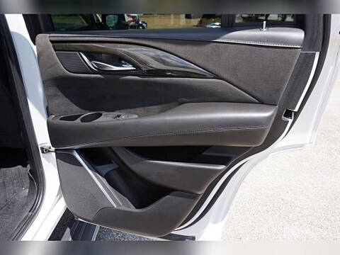 2019 Cadillac Escalade Platinum