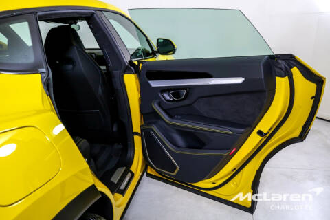 2022 Lamborghini Urus