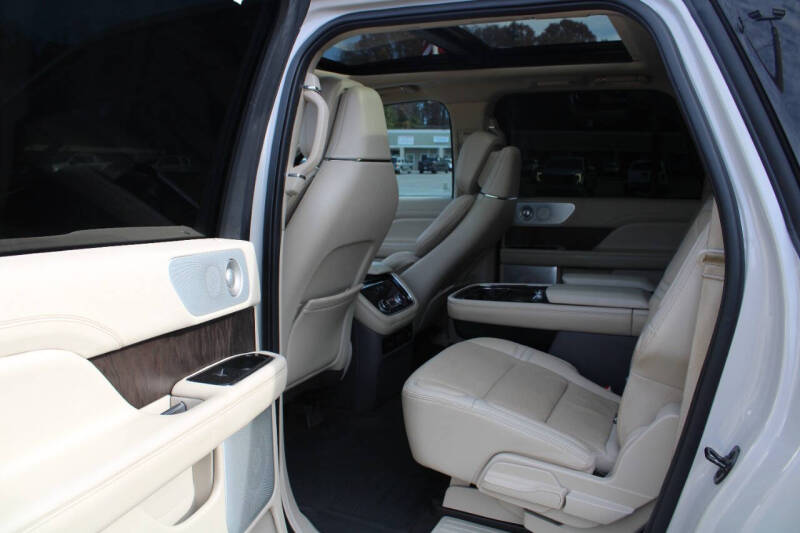 2020 Lincoln Navigator L Reserve