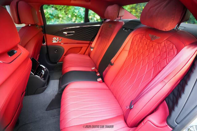 2022 Bentley Flying Spur V8