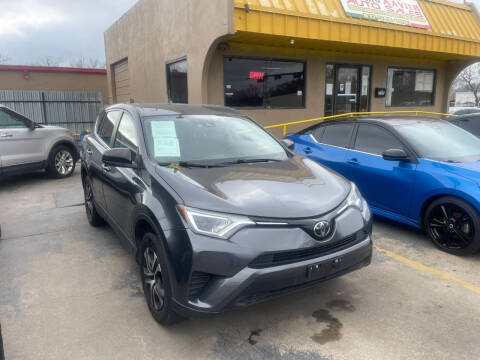 2018 Toyota RAV4 for sale at Pancho Xavier Auto Sales in Arlington TX