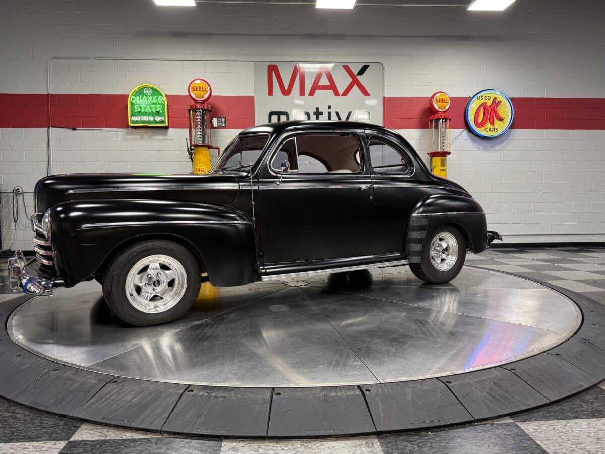 1946 Ford Coupe 8
