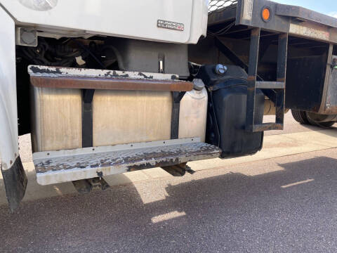 2012 Freightliner Business class M2