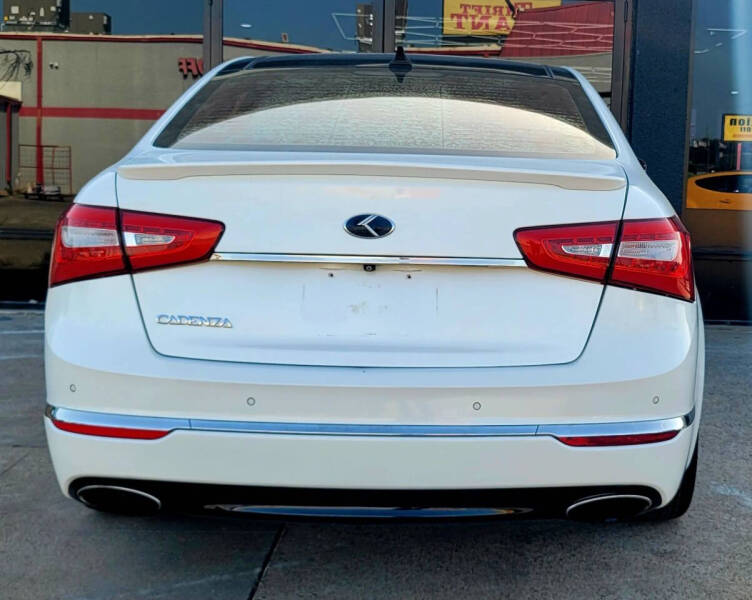 2016 Kia Cadenza Premium