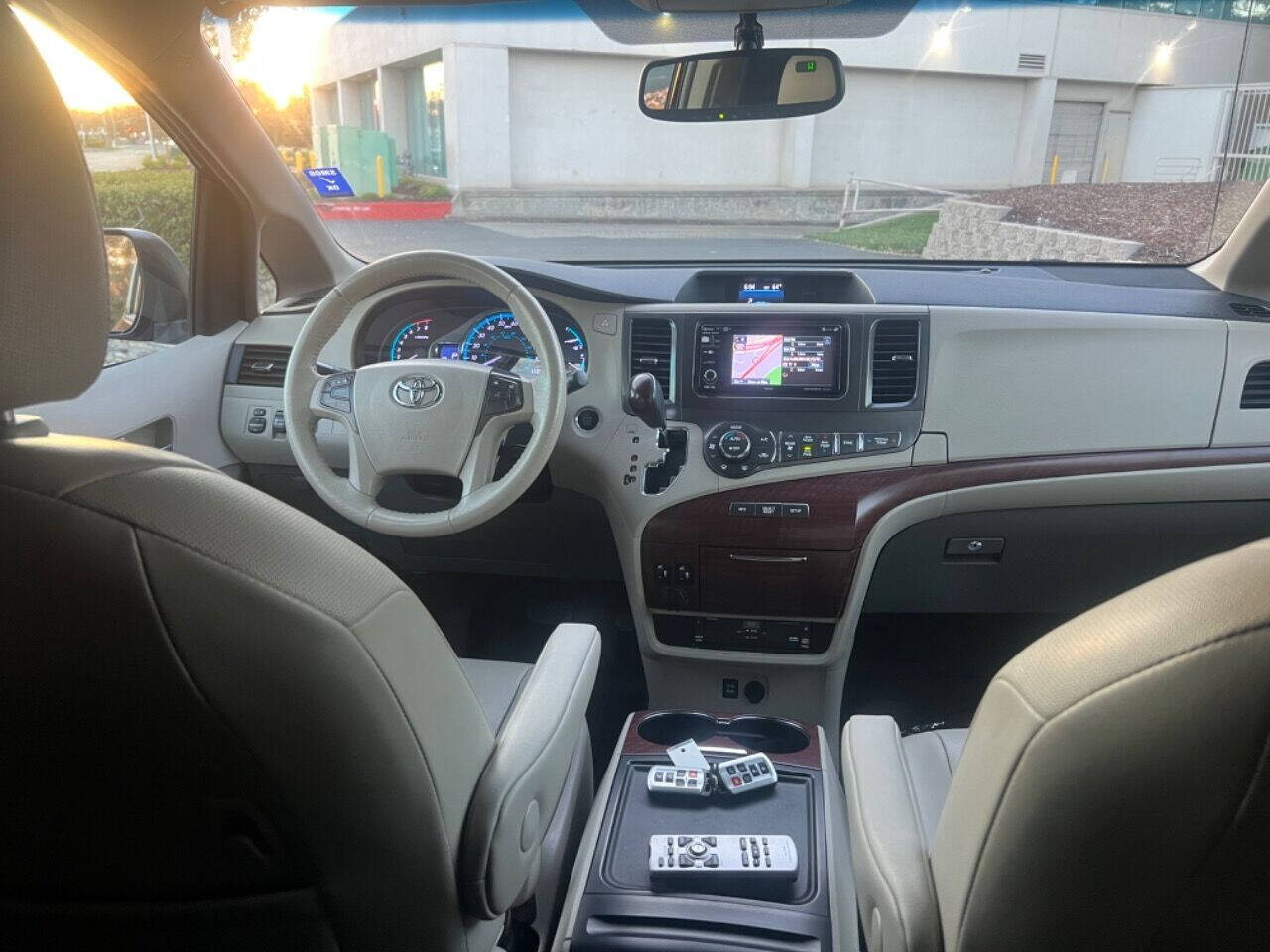 2014 Toyota Sienna for sale at Barakat Auto Sales LLC in Sacramento, CA