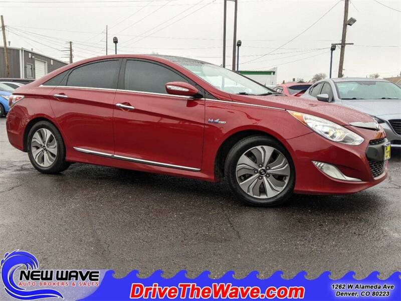 2013 Hyundai Sonata Hybrid for sale at New Wave Auto Brokers & Sales in Denver CO