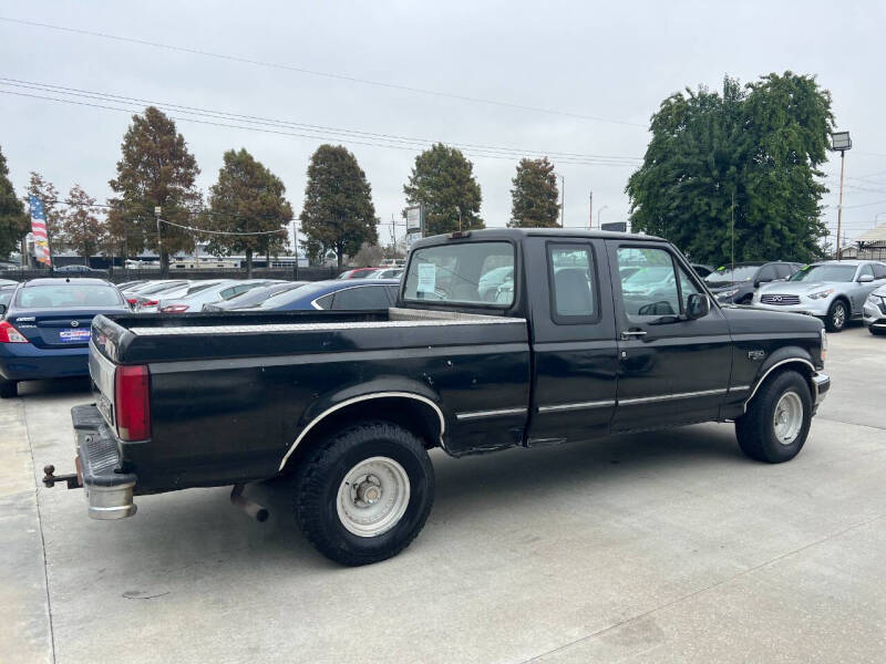 1996 Ford F-150 XLT