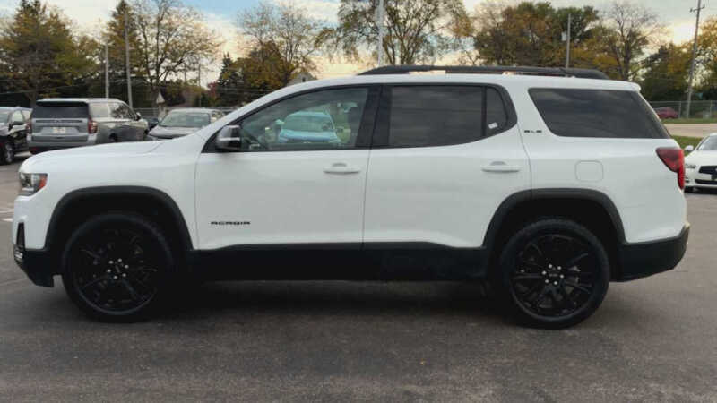 2023 GMC Acadia SLE