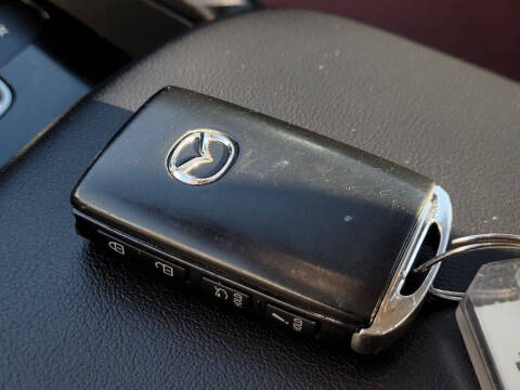 2023 Mazda Mazda3 Sedan 2.5 S Carbon Edition