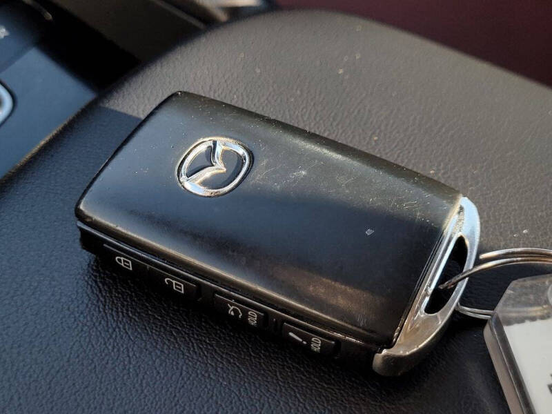 2023 Mazda Mazda3 Sedan 2.5 S Carbon Edition