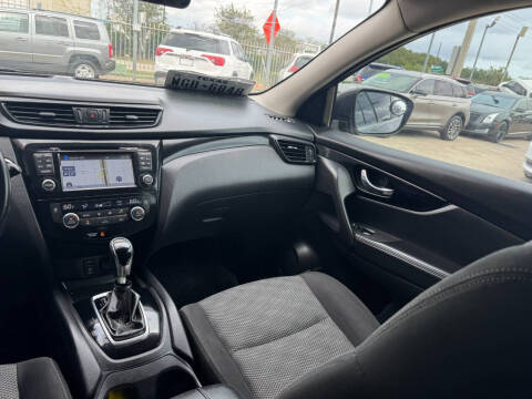 2018 Nissan Rogue Sport S