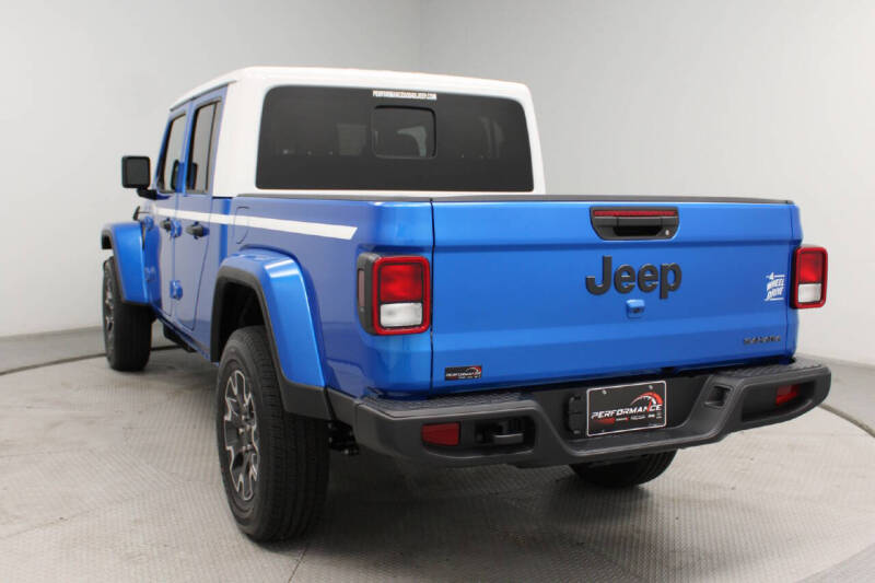 2026 Jeep Gladiator
