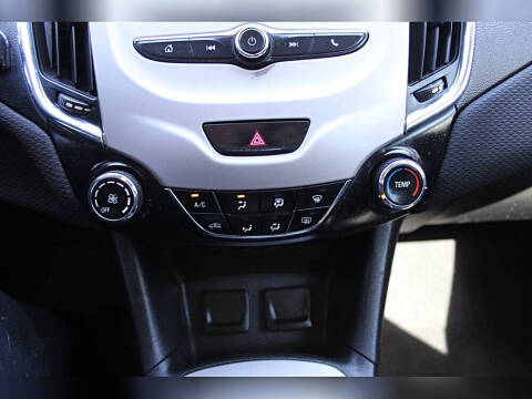 2018 Chevrolet Cruze LS Auto