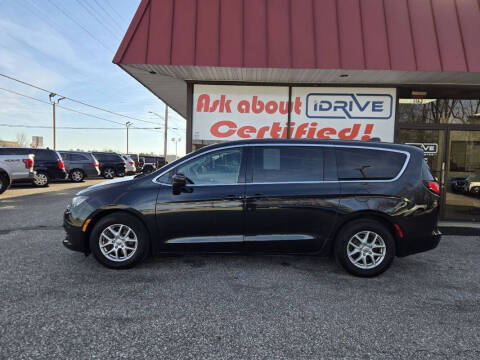 2017 Chrysler Pacifica LX