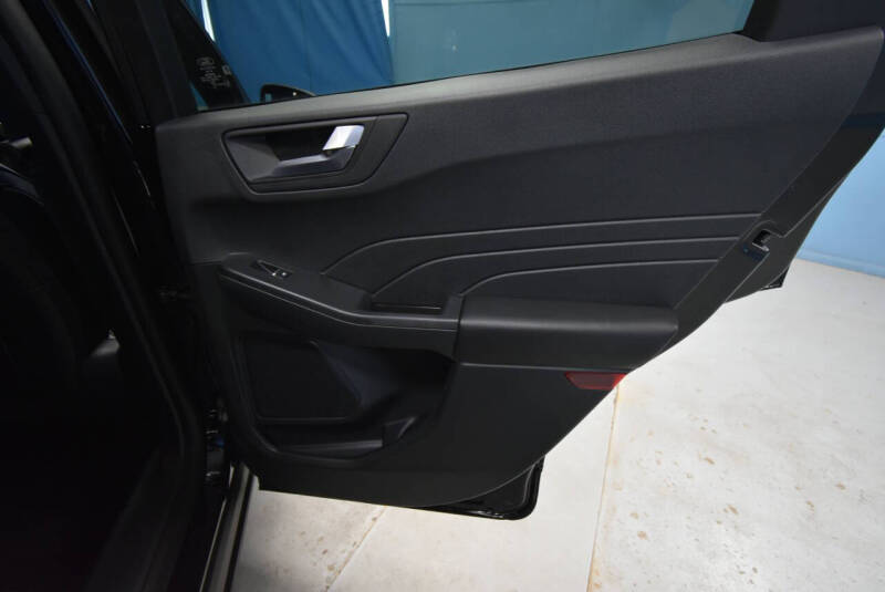 2026 Ford Escape ST-Line Select