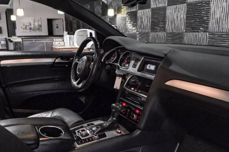 2015 Audi Q7 3.0T quattro S line Prestige