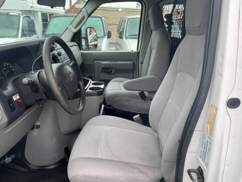 2010 Ford E-Series E-250