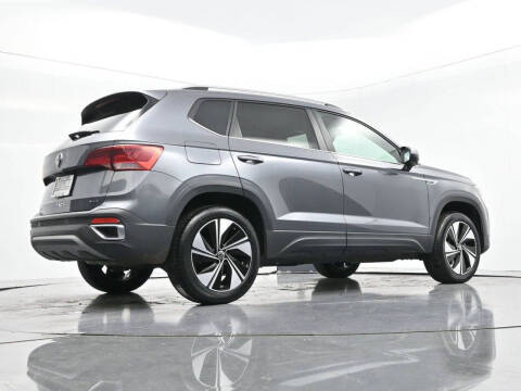 2024 Volkswagen Taos SE 4Motion