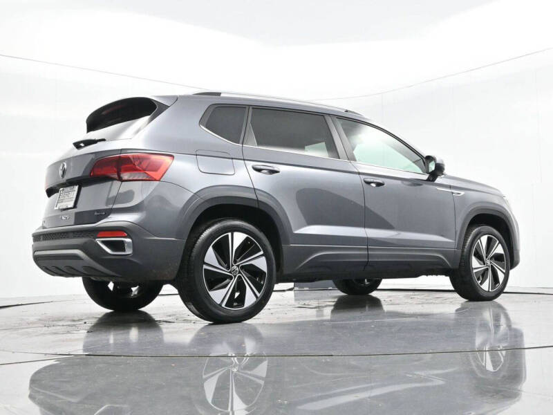 2024 Volkswagen Taos SE 4Motion