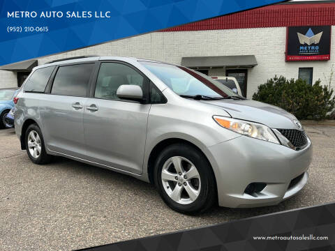 2015 Toyota Sienna for sale at METRO AUTO SALES LLC in Lino Lakes MN