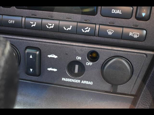 2003 Ford Thunderbird