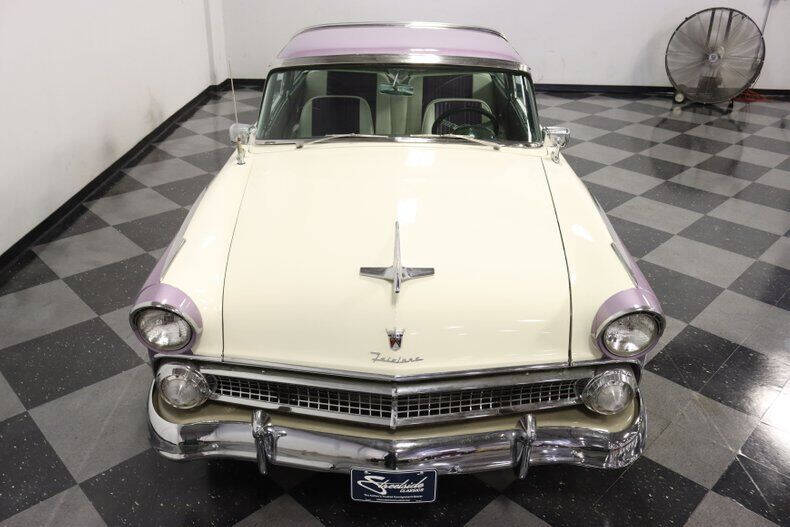 1955 Ford Fairlane