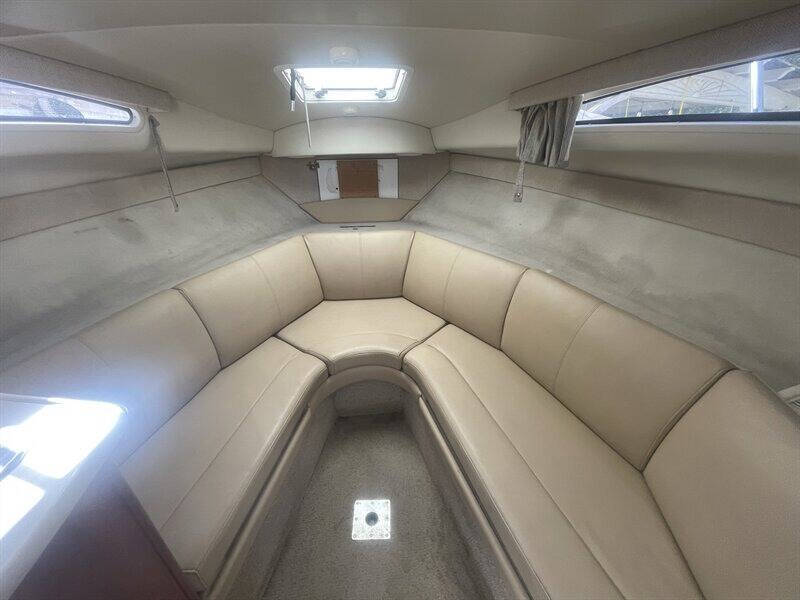 2004 Bayliner 245