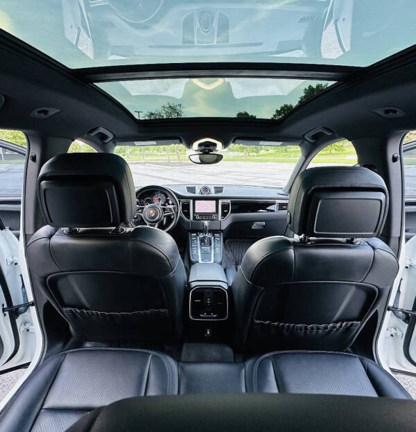 2017 Porsche Macan S