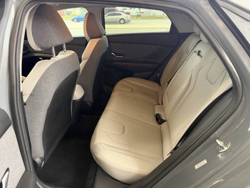 2021 Hyundai Elantra Limited