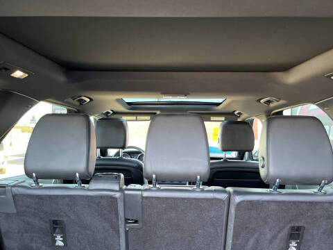 2020 Land Rover Discovery SE