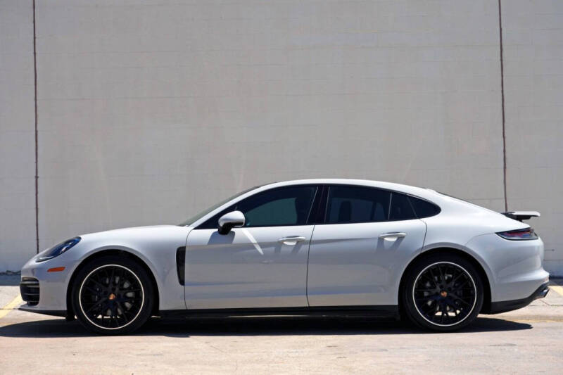 2021 Porsche Panamera