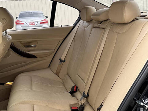 2013 BMW 3 Series 328i