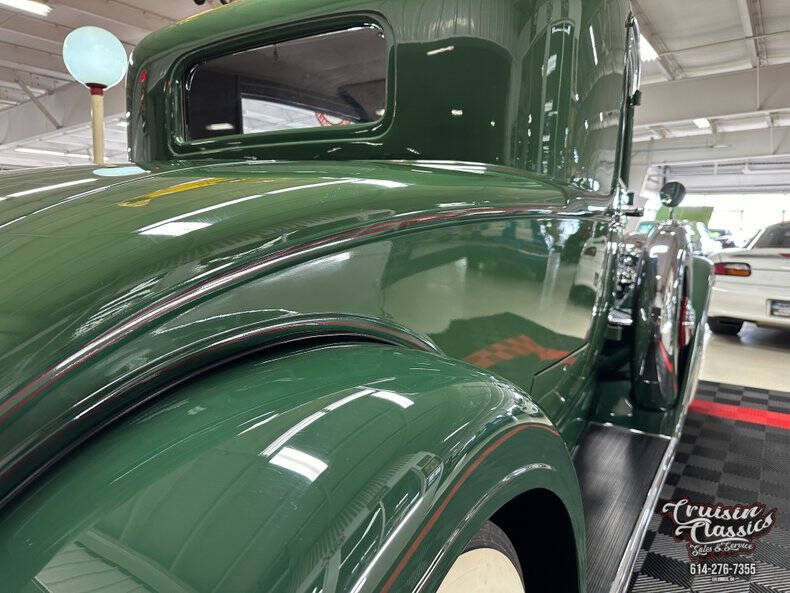 1932 Packard 902 Straight Eight Coupe