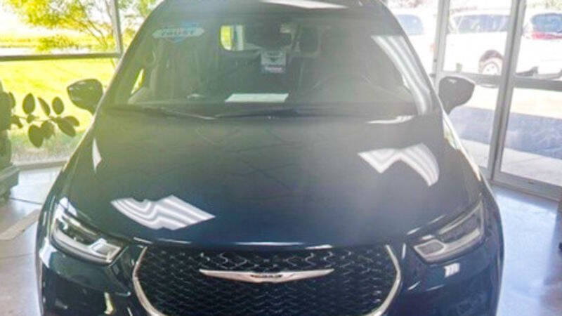 2022 Chrysler Pacifica Touring L