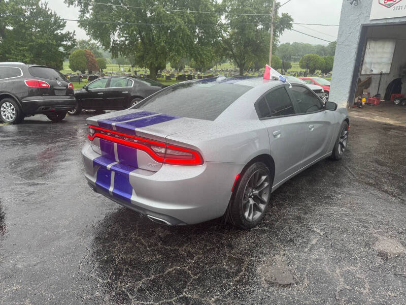 2016 Dodge Charger SXT
