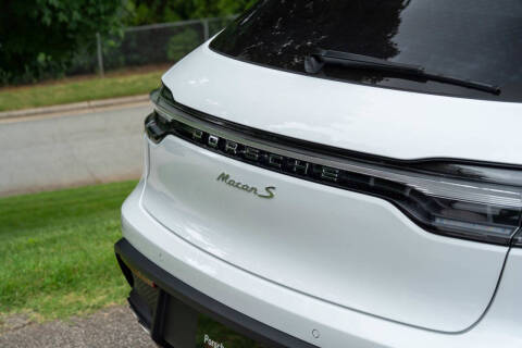 2025 Porsche Macan S