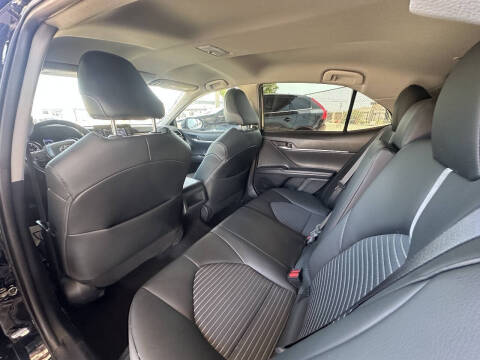2023 Toyota Camry SE