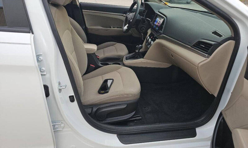 2019 Hyundai Elantra