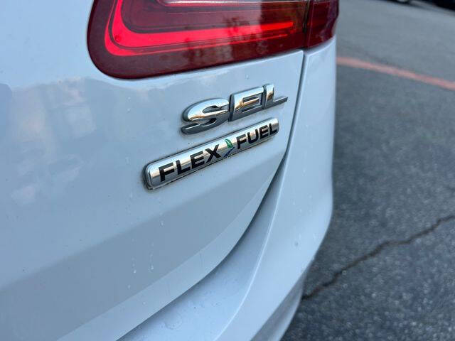 2016 Ford Taurus SEL