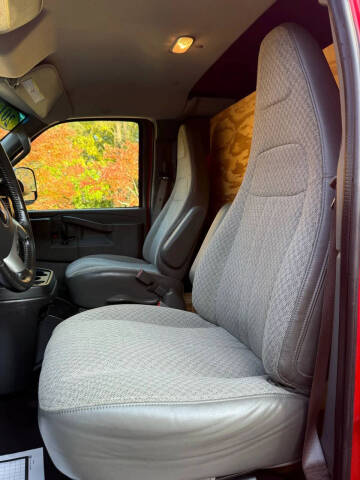 2017 GMC Savana 3500