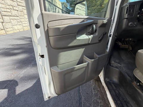 2015 GMC Savana 3500