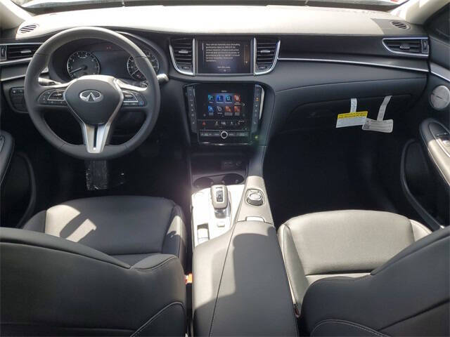 2025 Infiniti QX50 Luxe