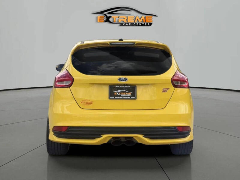 2017 Ford Focus ST