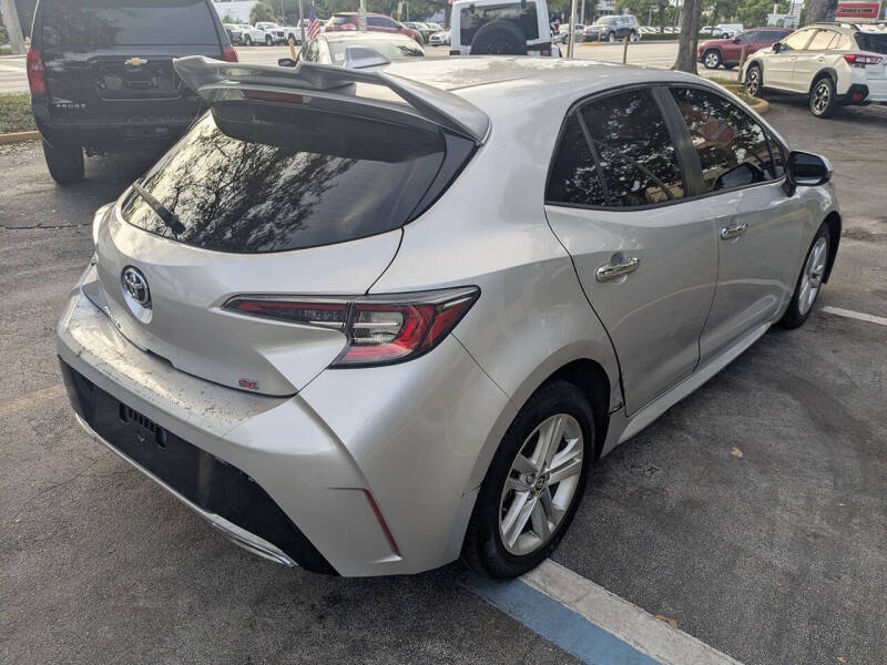 2019 Toyota Corolla Hatchback SE