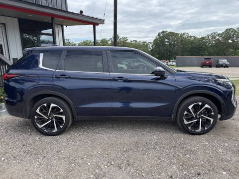 2022 Mitsubishi Outlander SE
